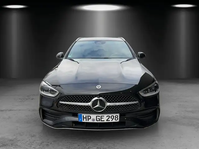 Mercedes-Benz C-Class view 6