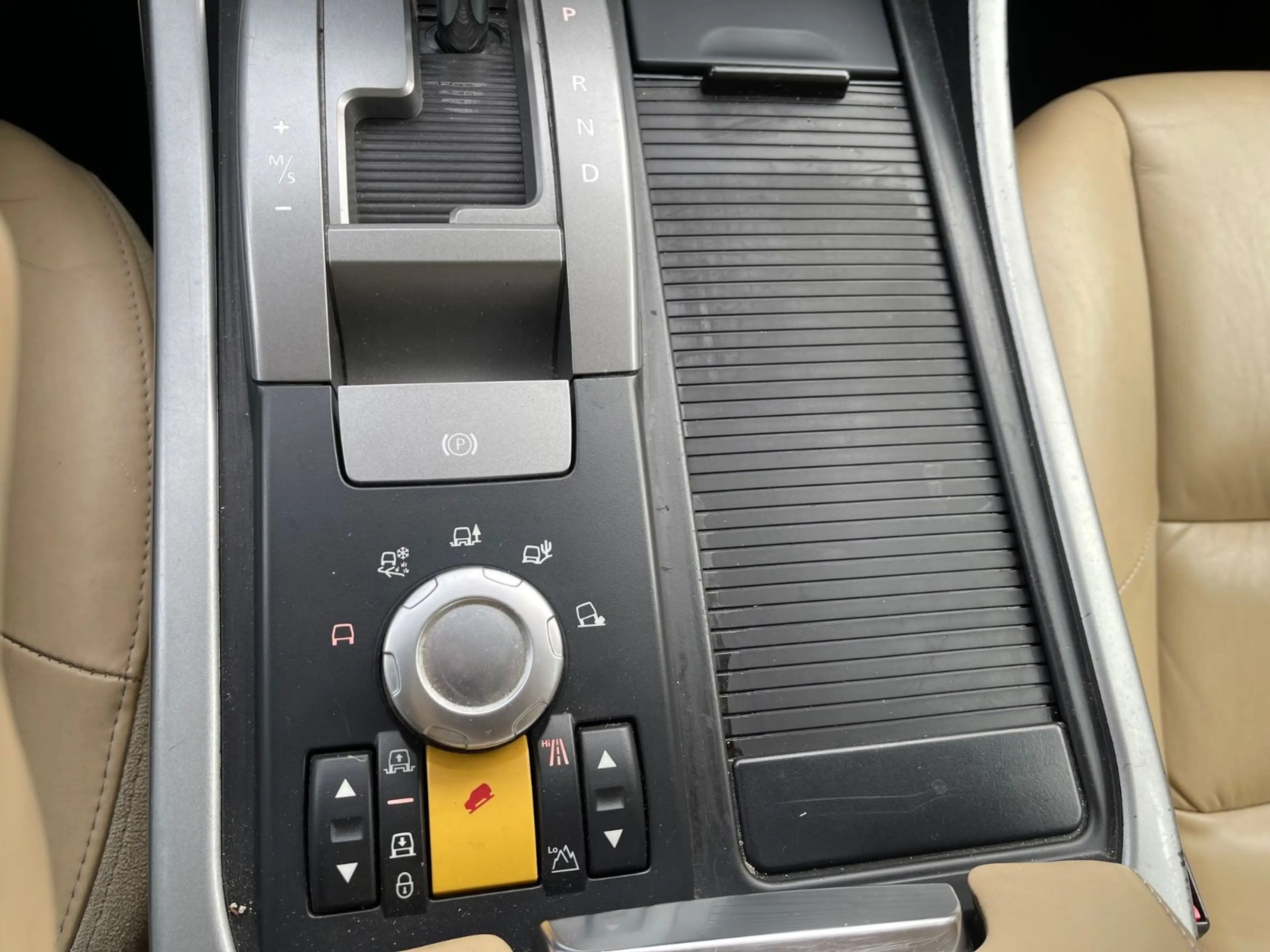 Land Rover Range Rover Sport V6 TD S — photo 10