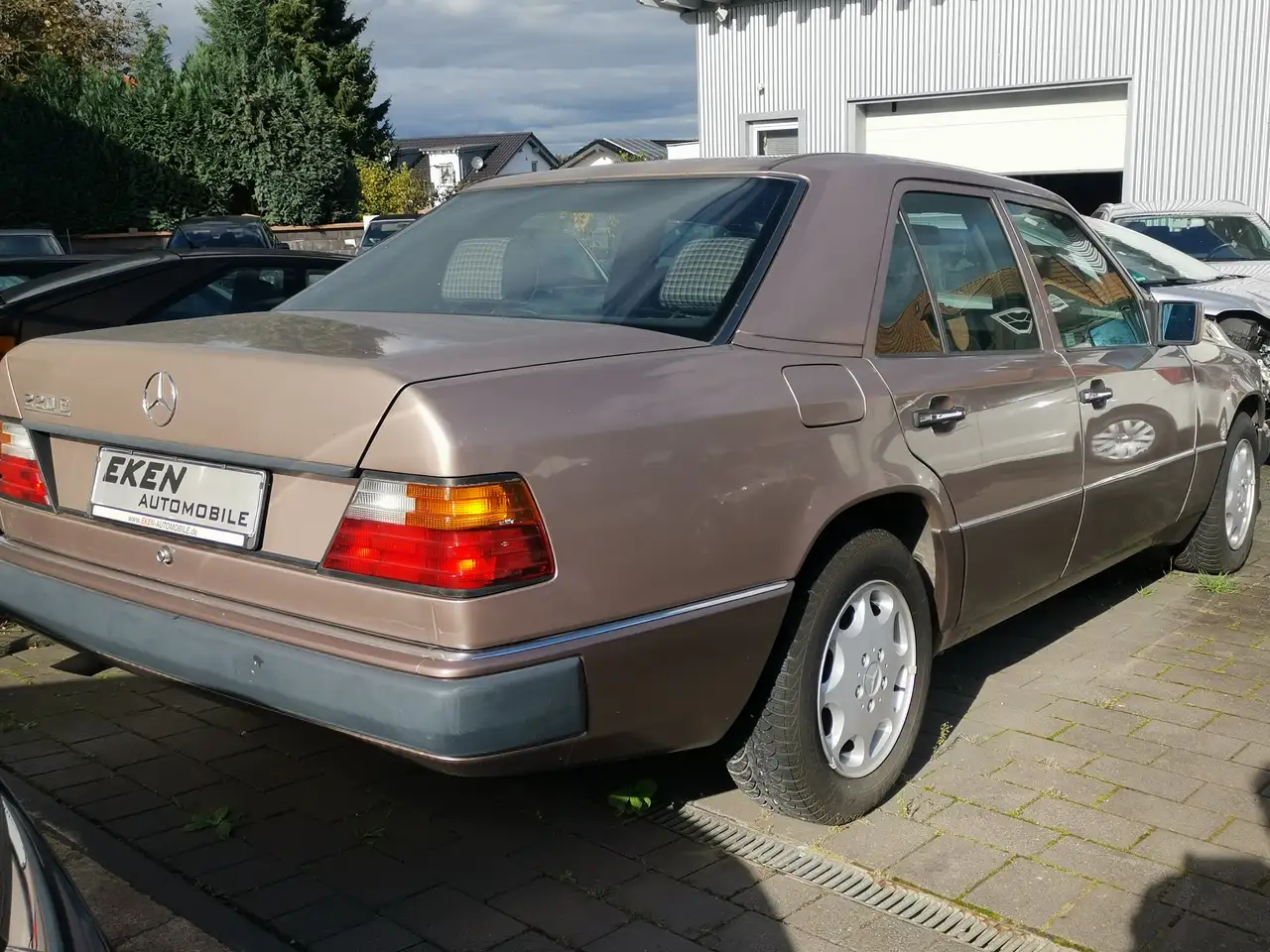 Mercedes-Benz E 220 E-Klasse Lim. Sportline Sitze / Gepflegt, foto 6