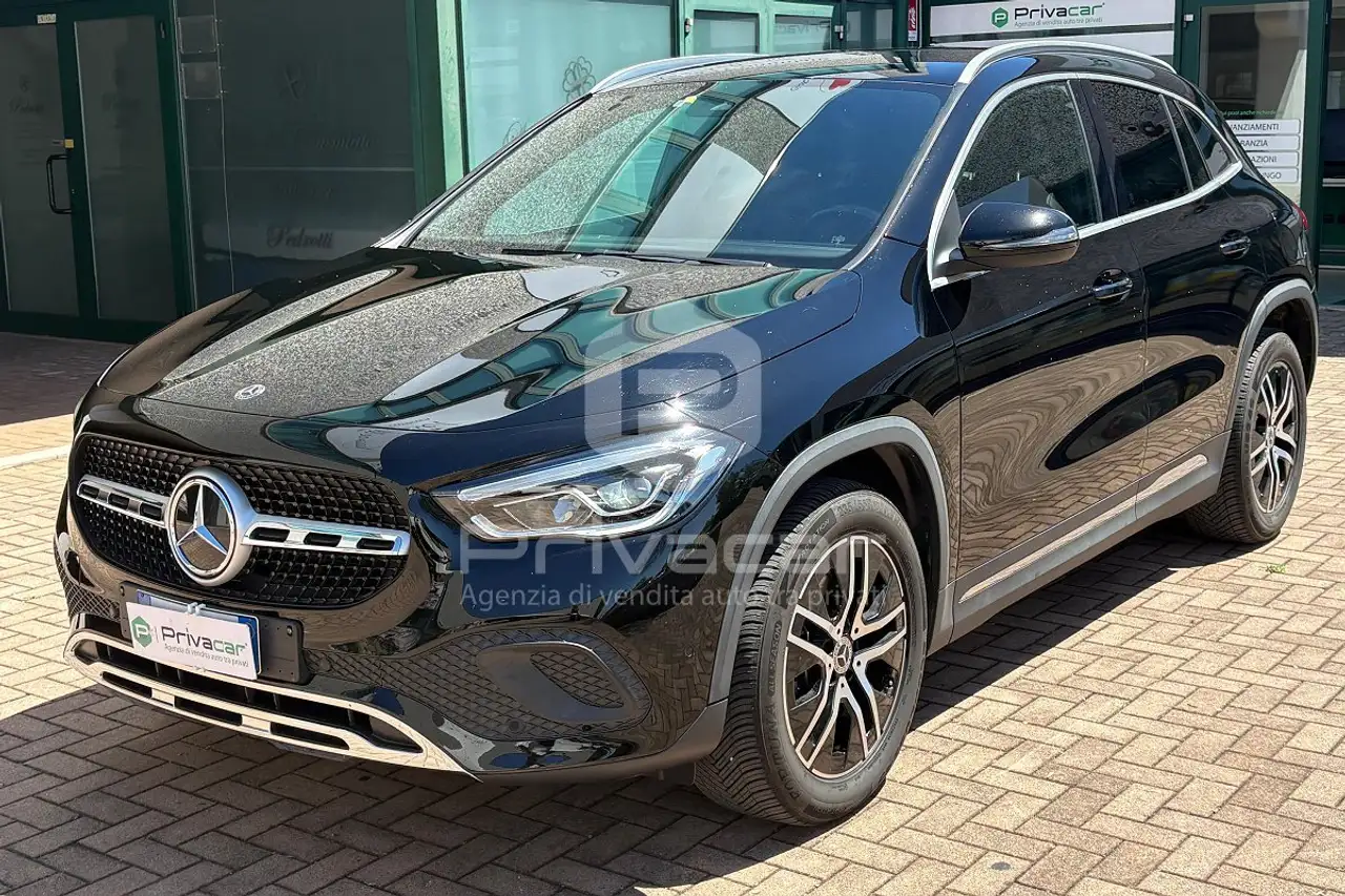 Mercedes-Benz GLA 180 d Automatic Sport
