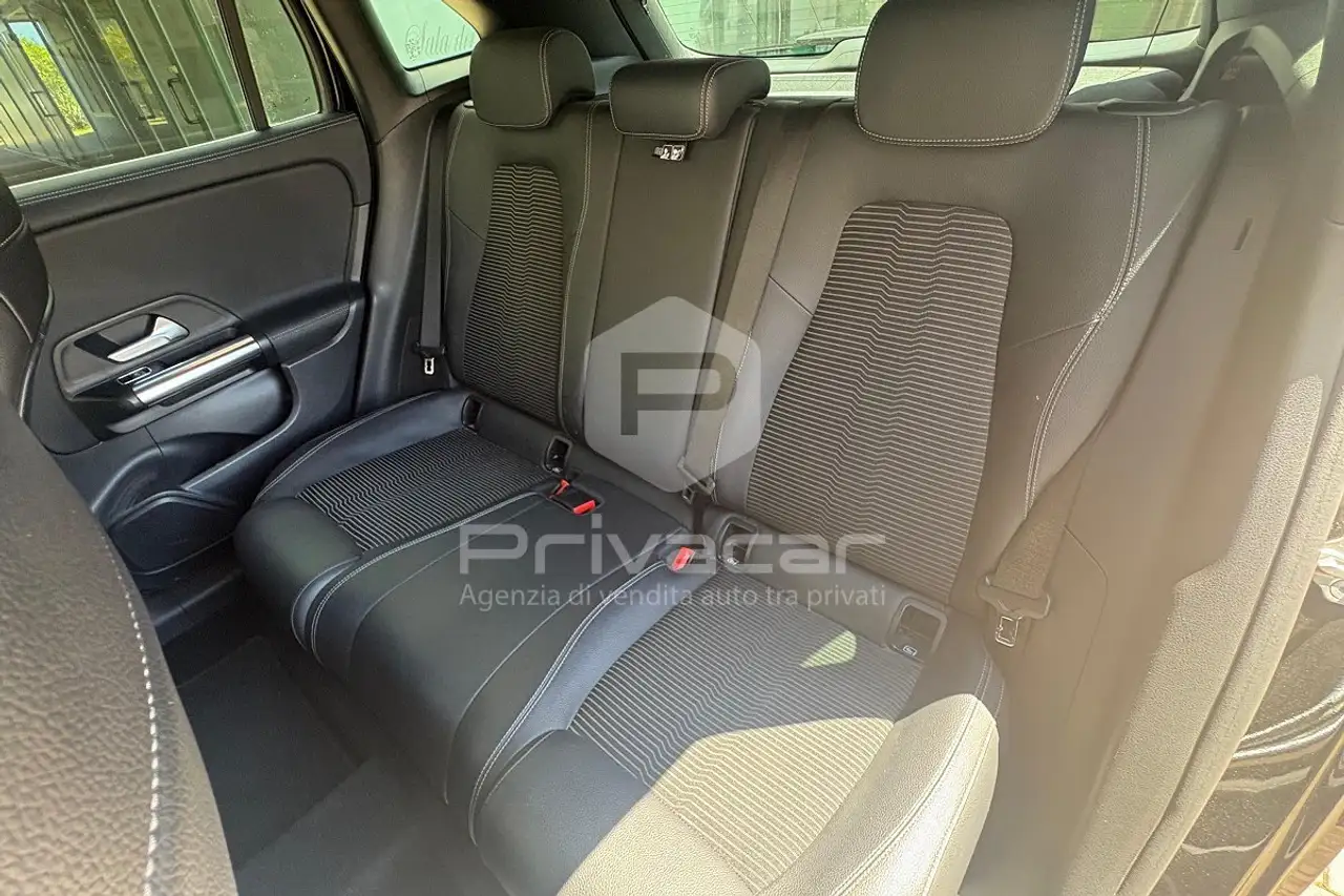 Mercedes-Benz GLA 180 d Automatic Sport, миниатюра 13