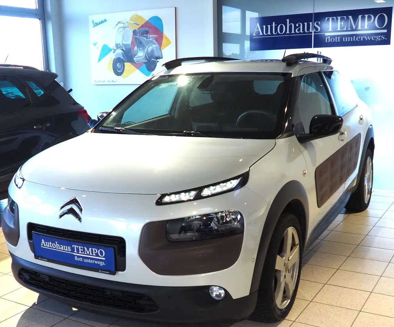 Citroen C4 Cactus 1,6 BlueHDI 100 ETG Shine --Rückfahrkamera-- Weiß - 2