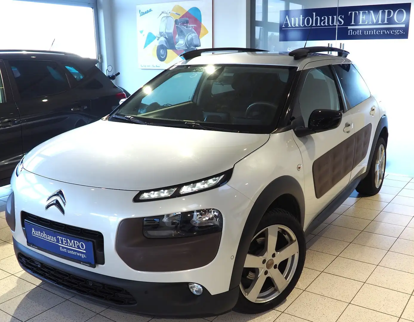 Citroen C4 Cactus 1,6 BlueHDI 100 ETG Shine --Rückfahrkamera-- Weiß - 1