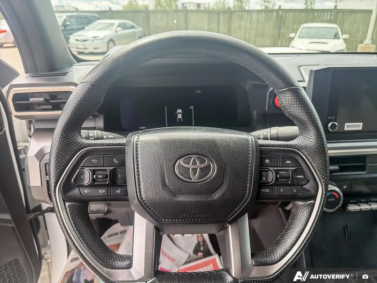 Toyota Tacoma снимка Toyota Tacoma
