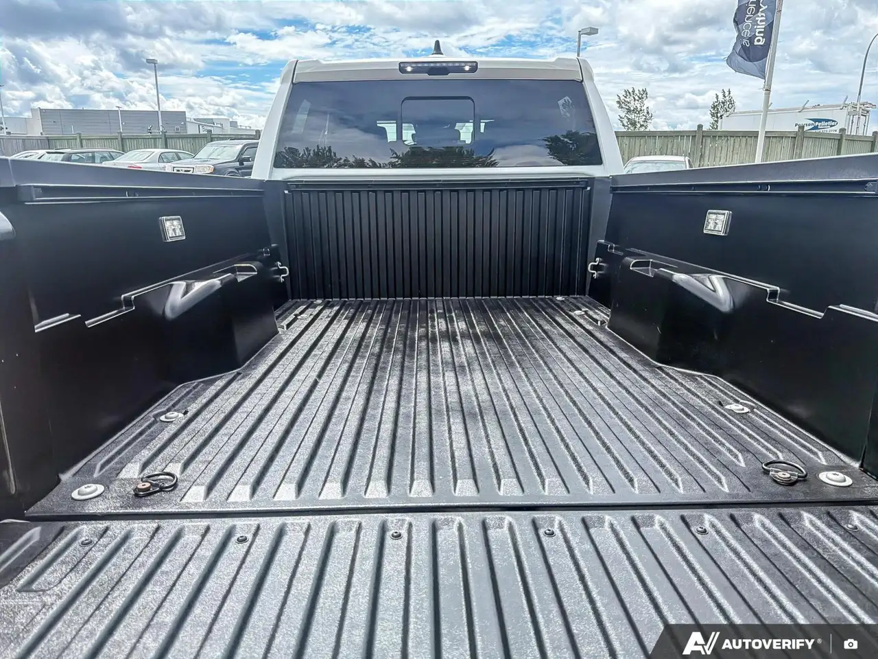 Toyota Tacoma снимка Toyota Tacoma