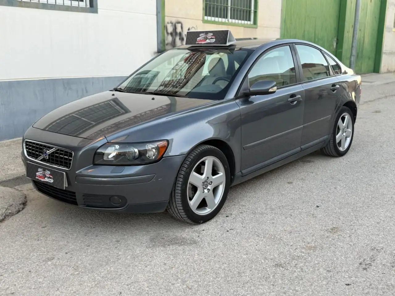 Volvo S40