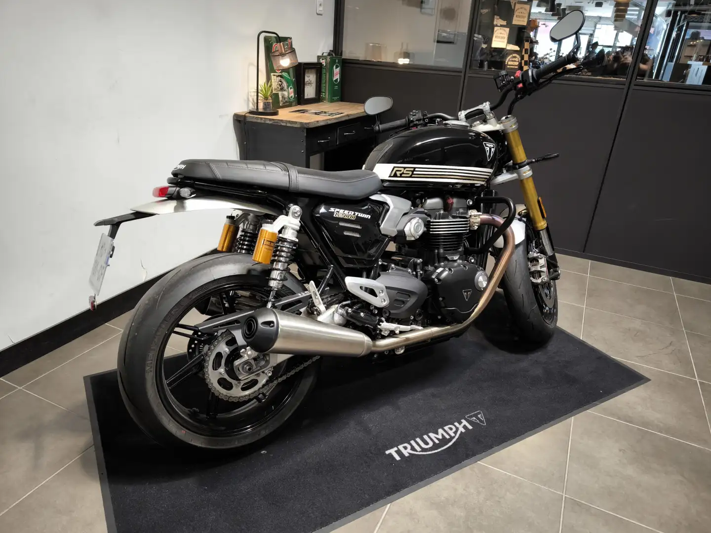 Triumph Speed Twin Noir - 2