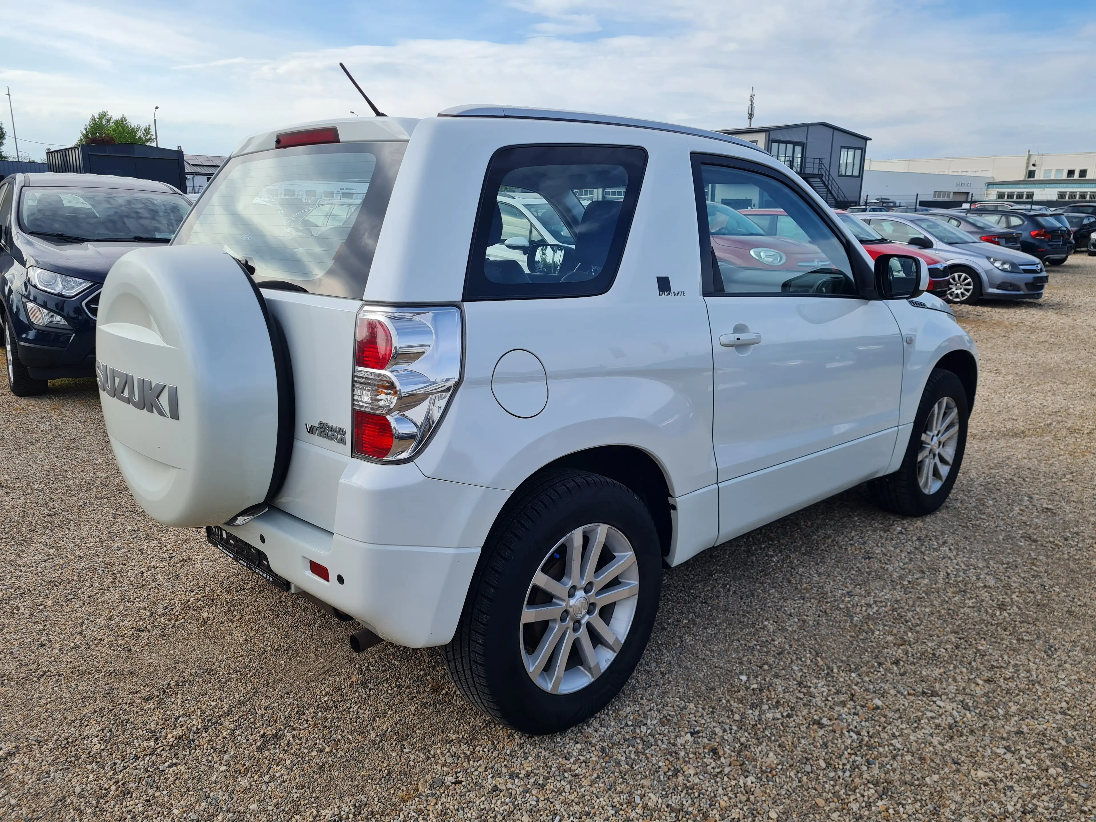 Suzuki Grand Vitara 1.6 Club (3-trg)Allrad/Klima/TÜV+Inspektion-Neu — photo 5