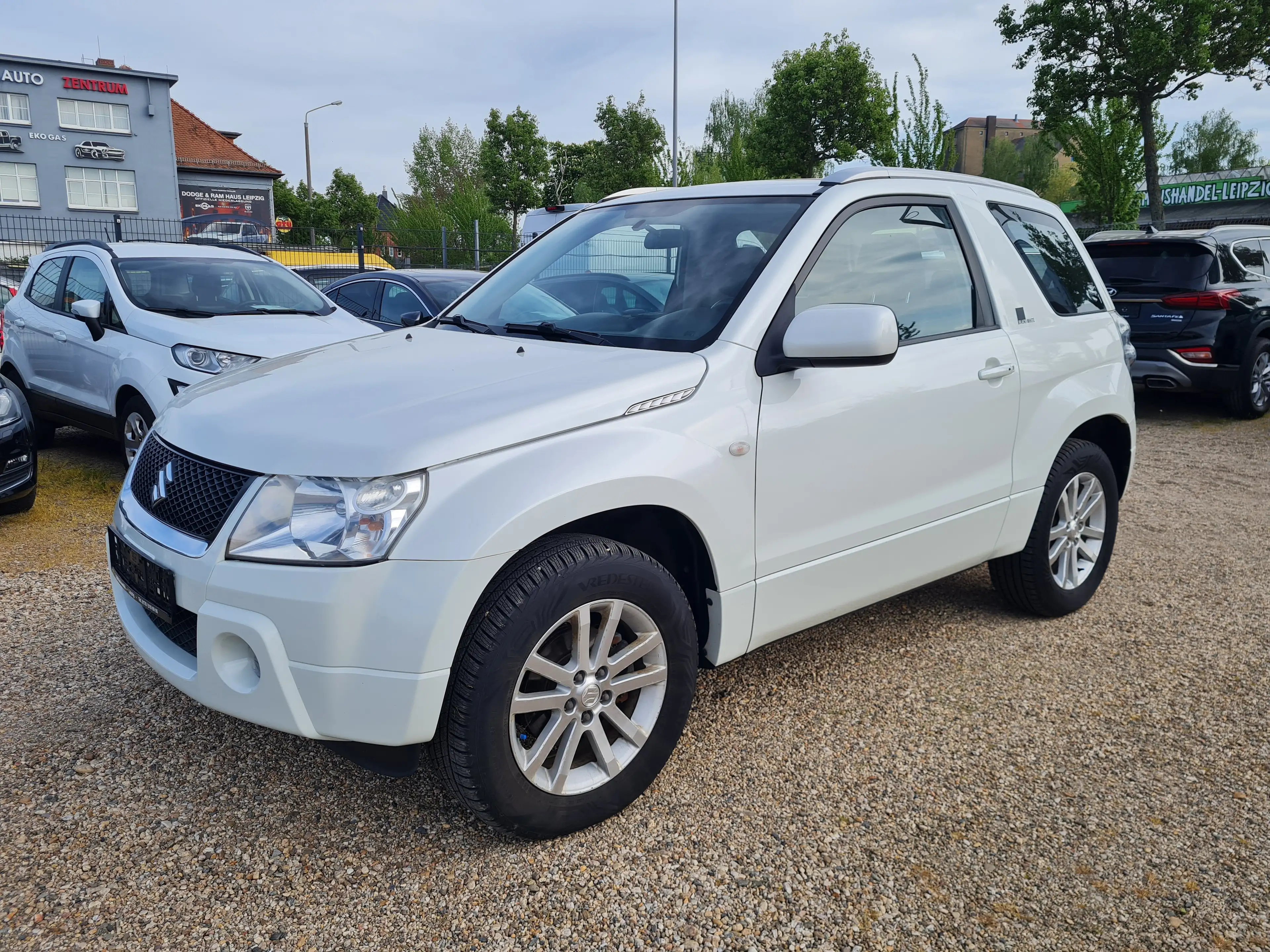 Suzuki Grand Vitara 1.6 Club (3-trg)Allrad/Klima/TÜV+Inspektion-Neu
