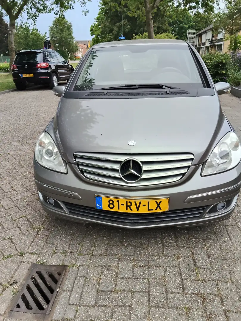 Mercedes-Benz B 200 Grijs - 2