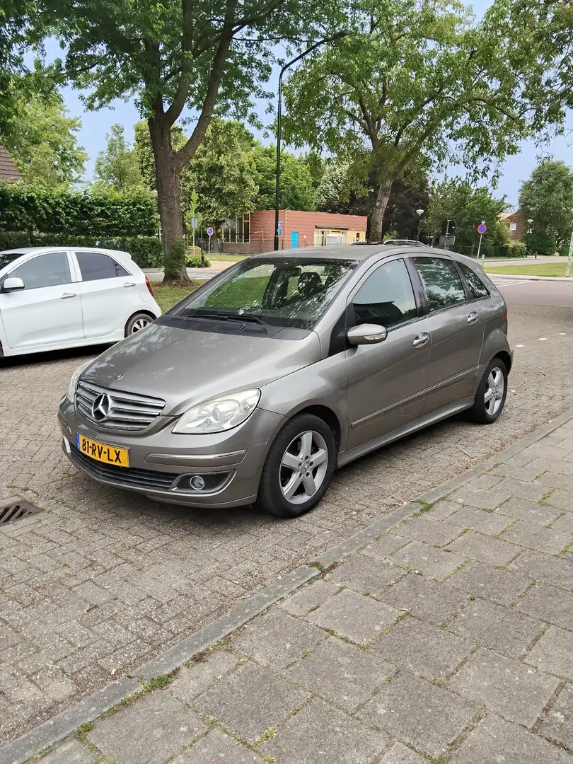Mercedes-Benz B 200 Grijs - 1