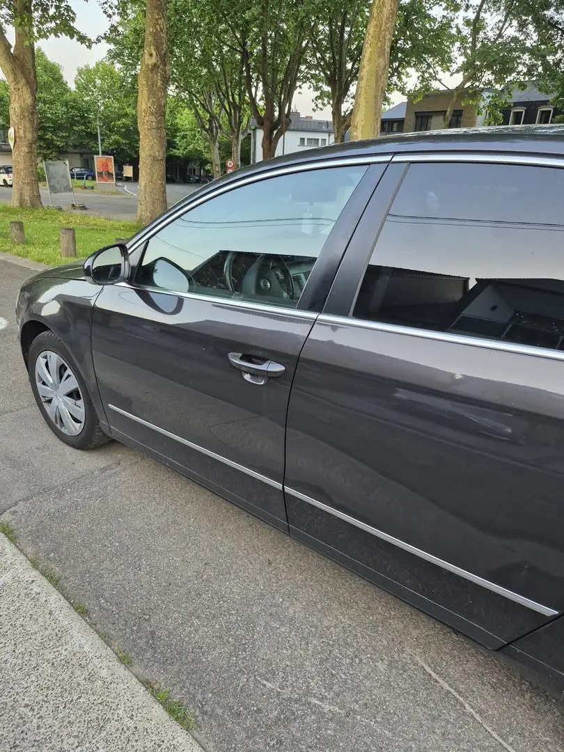 Volkswagen Passat 2.0 TDI DPF Comfortline Family - 2