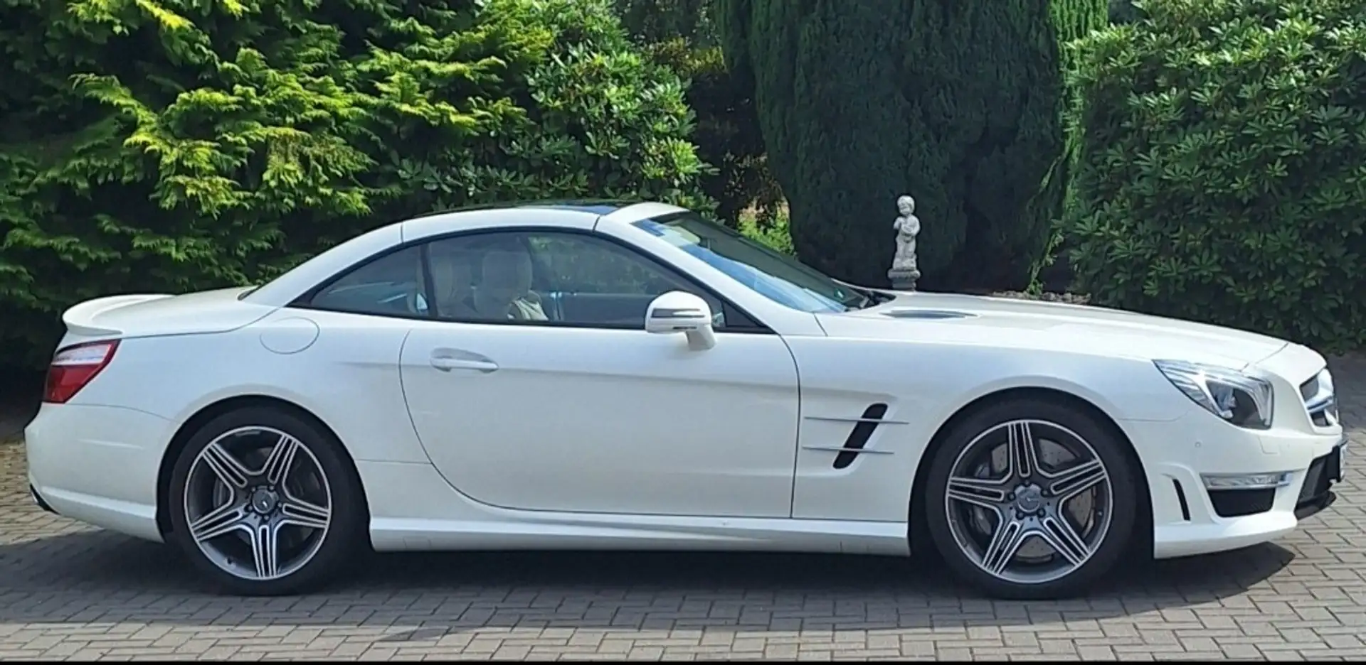Mercedes-Benz SL 63 AMG Original 15500KM,Deutsche Auslieferung. - 1