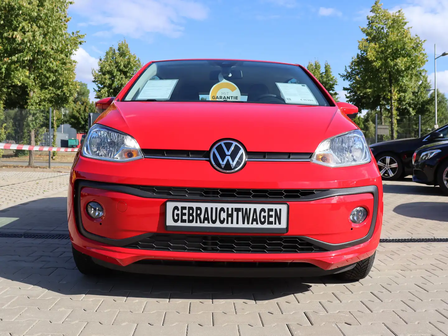 Volkswagen up! 1.0 *1-Hand*Klima*PDC-hinten*Kamera*SHZ*Tempo* Rojo - 2