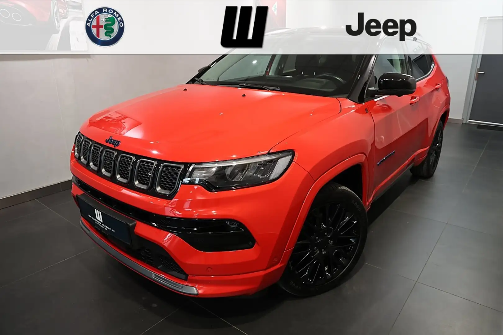 Jeep Compass 1.3 PHEV S 240 PS AT 4xe Schwarz - 1