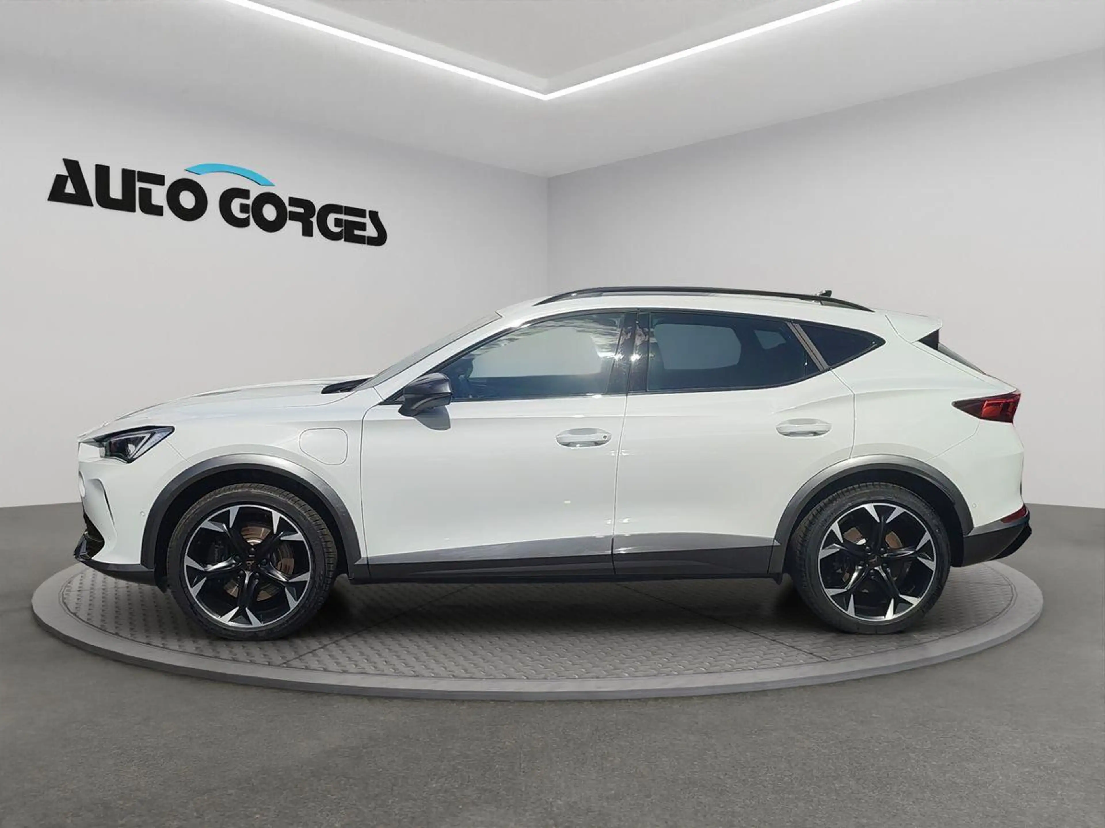 CUPRA Formentor VZ5 Formentor VZ e-Hybrid 1.4 TSI +AHK+TWA+360GRAD+ — photo 2