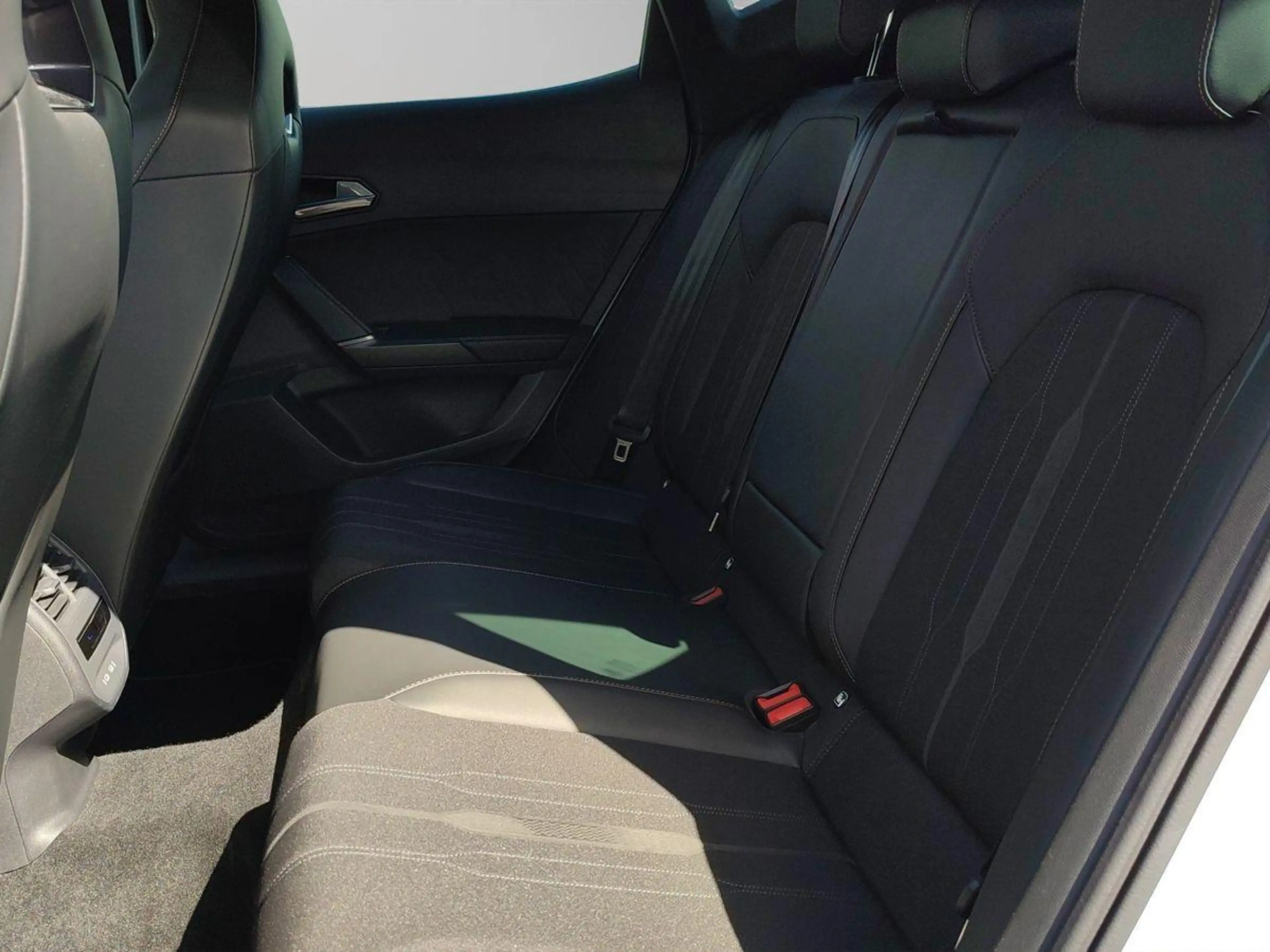 CUPRA Formentor VZ5 Formentor VZ e-Hybrid 1.4 TSI +AHK+TWA+360GRAD+ — photo 13