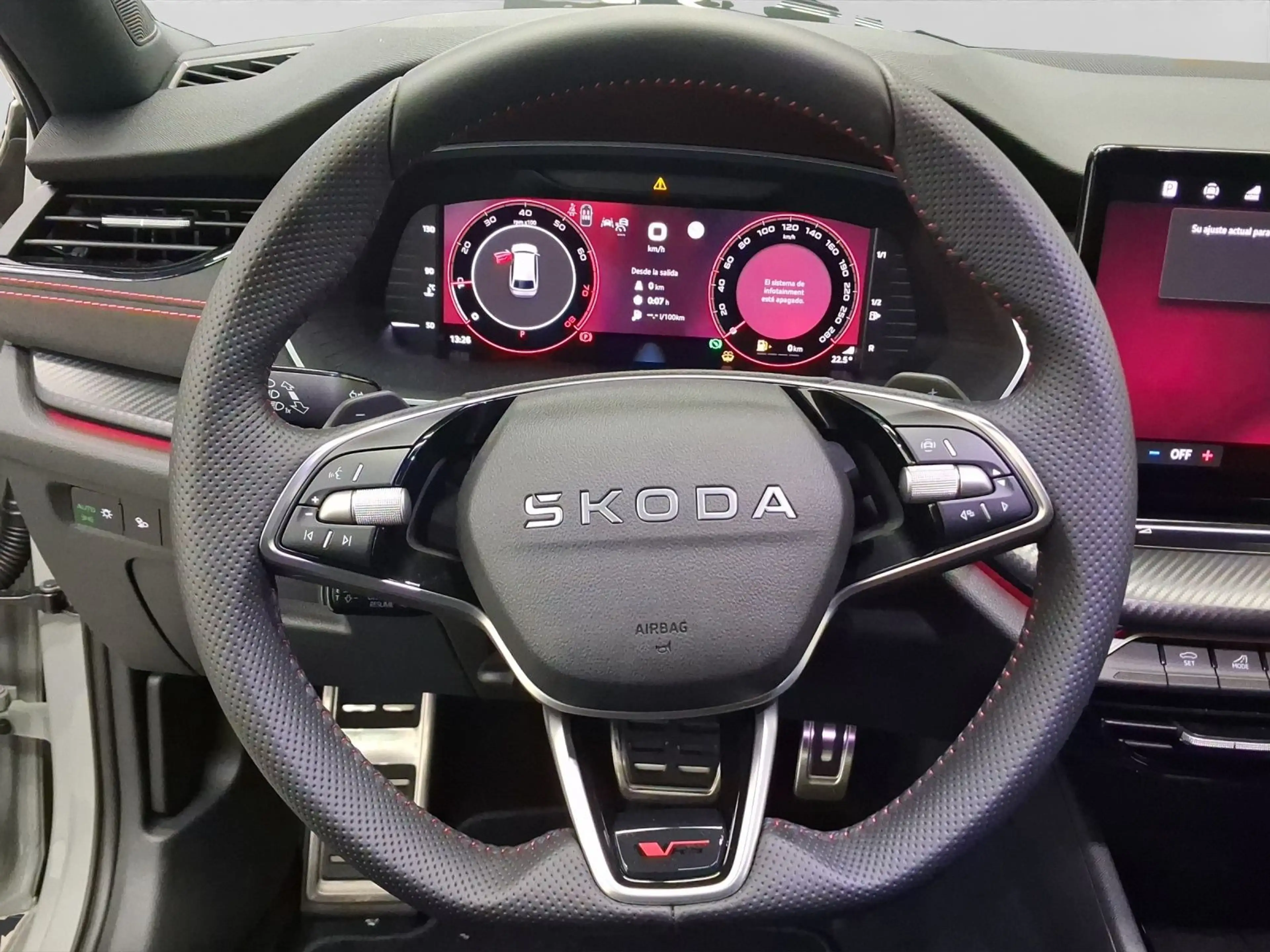Skoda Octavia Combi 2.0 TSI DSG RS PANO AHK NAVI MATRI — photo 9