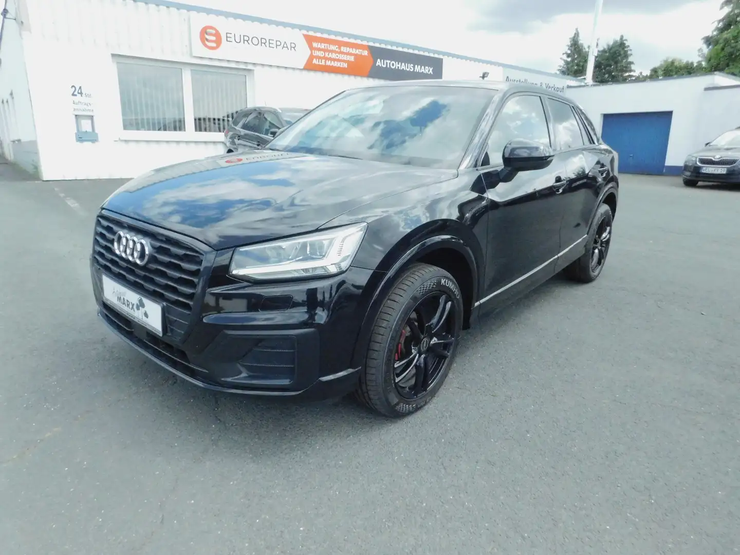 Audi Q2 sport ultra Schwarz - 1