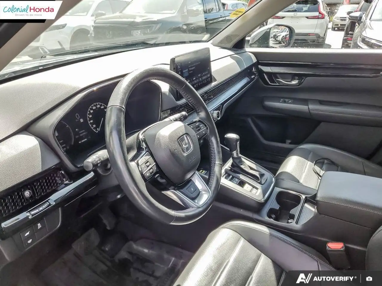 Honda CR-V photo Honda CR-V