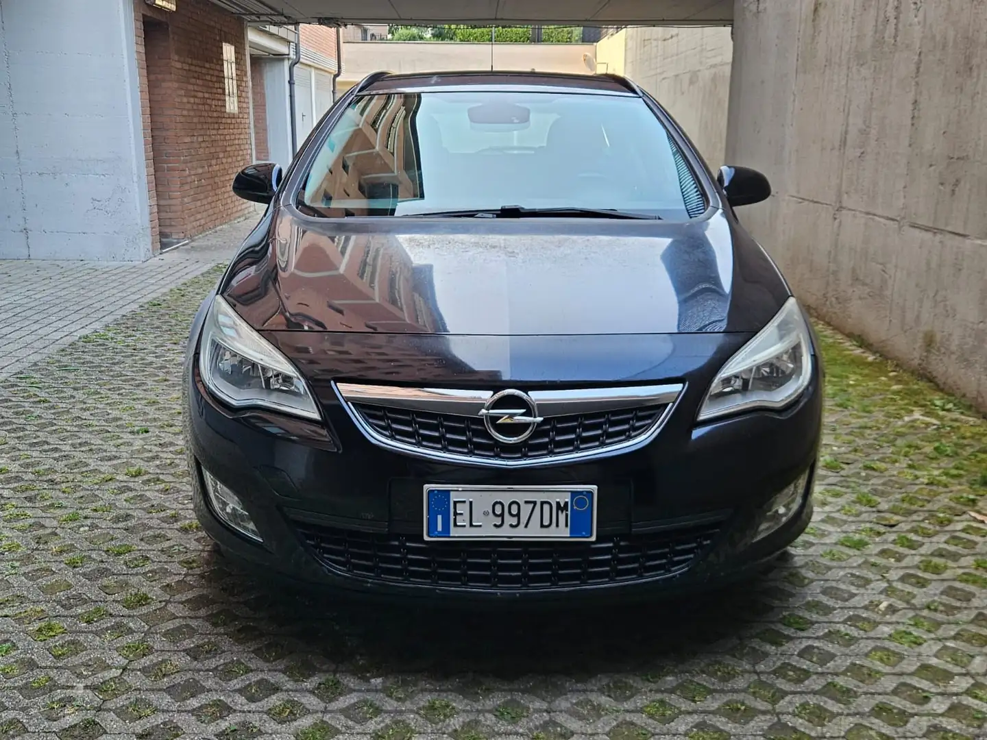 Opel Astra SW 2.2 dti 16v Elegance - 1