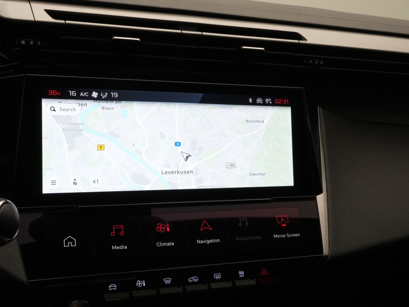 Peugeot 408 Allure 145 e-DCS6 APPS+NAVI+RFKAMERA+KEYLESS — photo 9