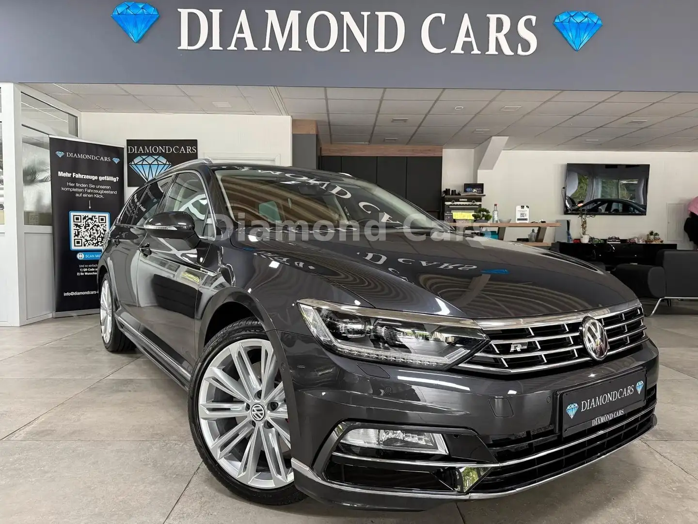 Volkswagen Passat Variant Highline 4Motion*R-LINE *VIRTUAL* Grau - 1