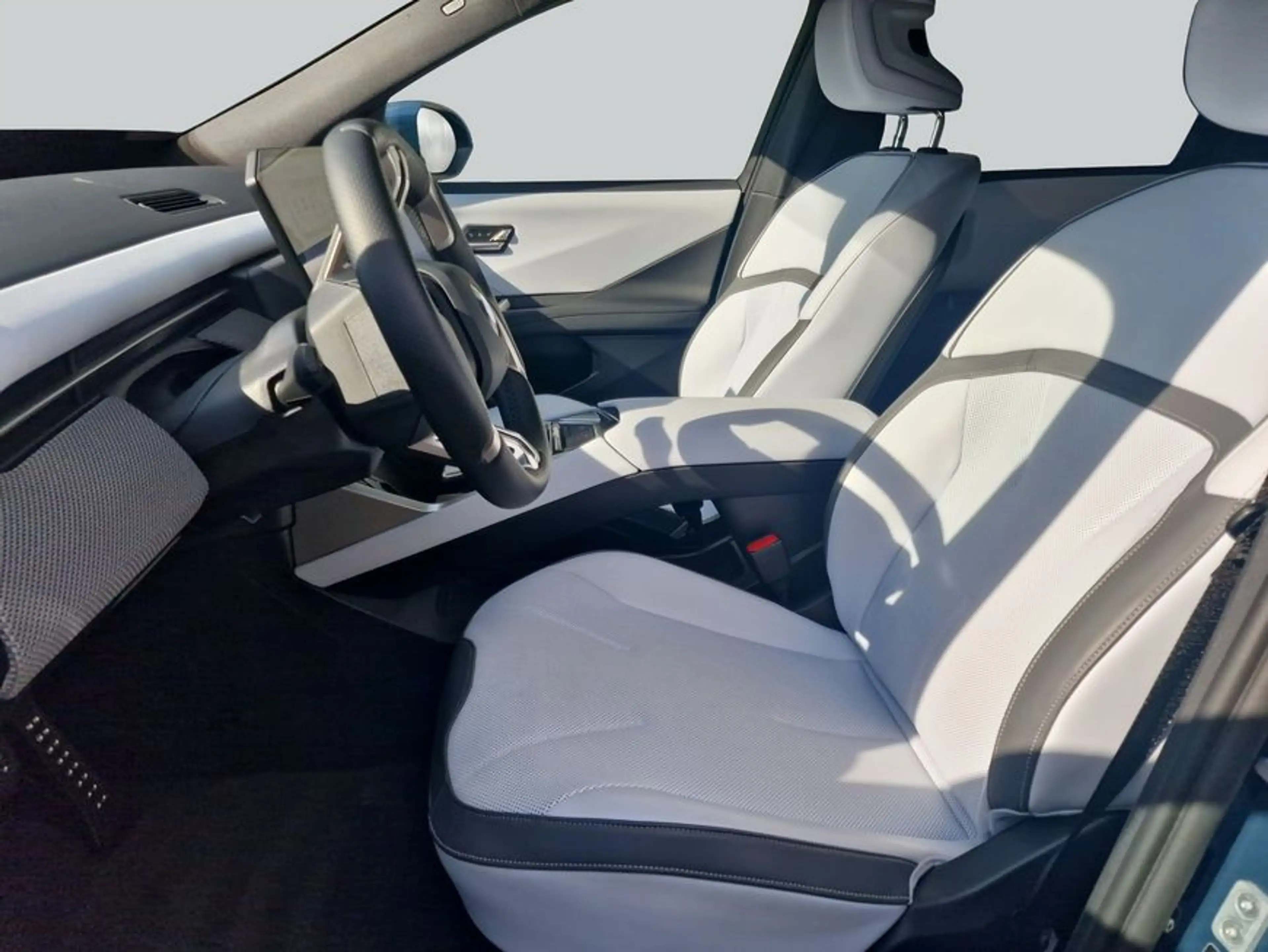 BMW iX3 50 xDrive M-Paket AHK Pano HeadUp H&K SHZ — photo 12