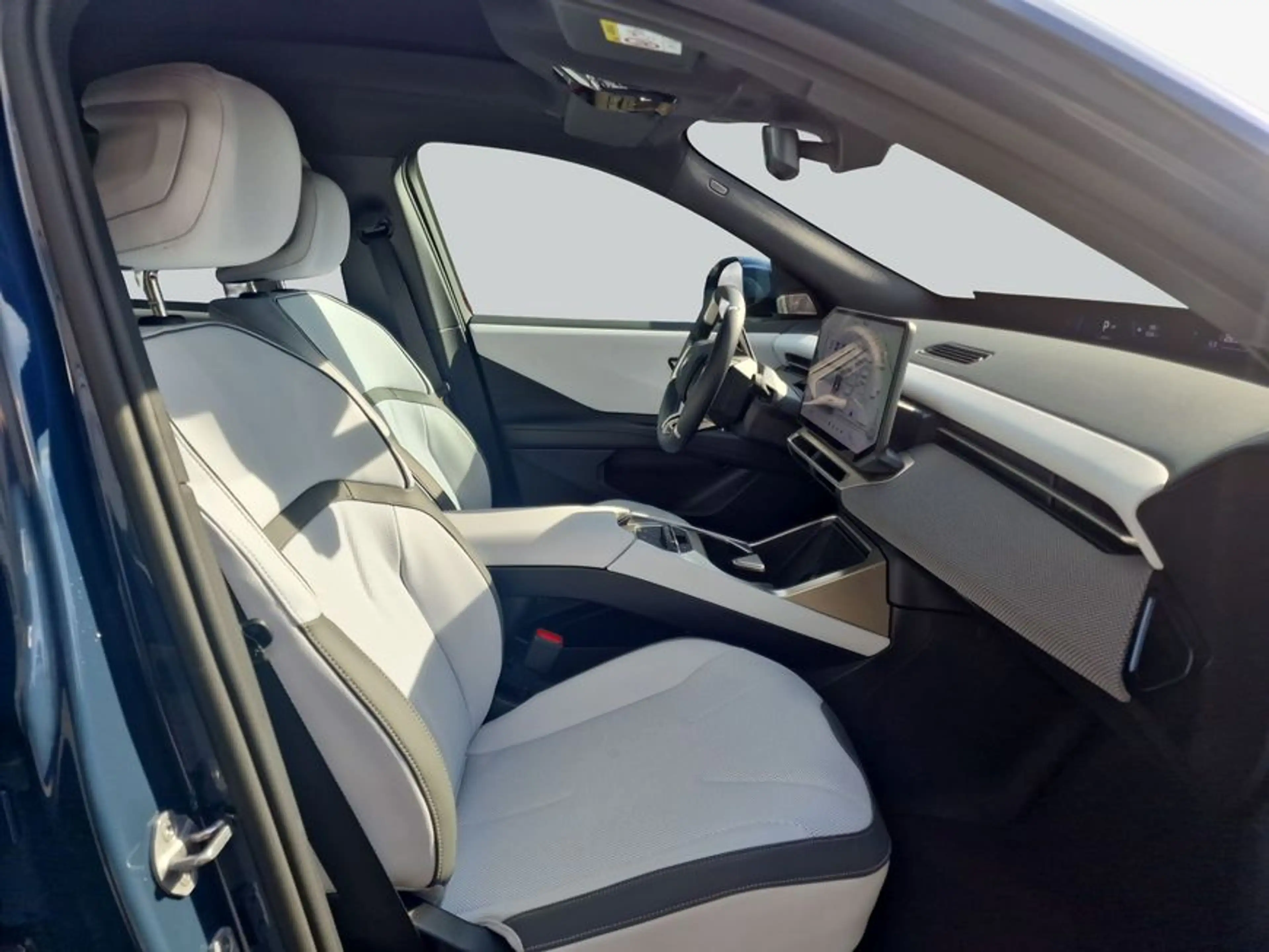 BMW iX3 50 xDrive M-Paket AHK Pano HeadUp H&K SHZ — photo 14