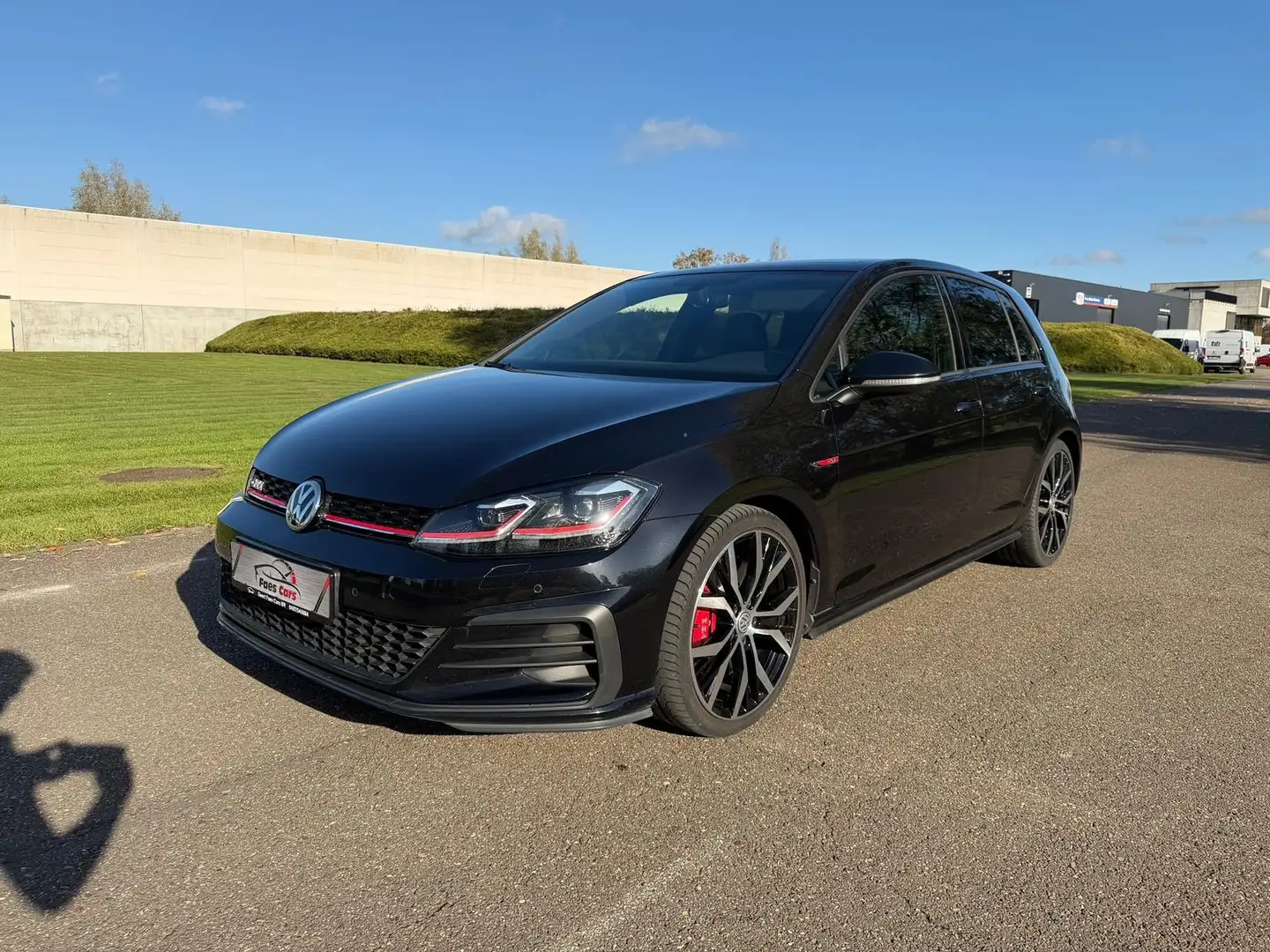 Volkswagen Golf GTI Golf GTI 2.0 TSI OPF DSG Performance Zwart - 2