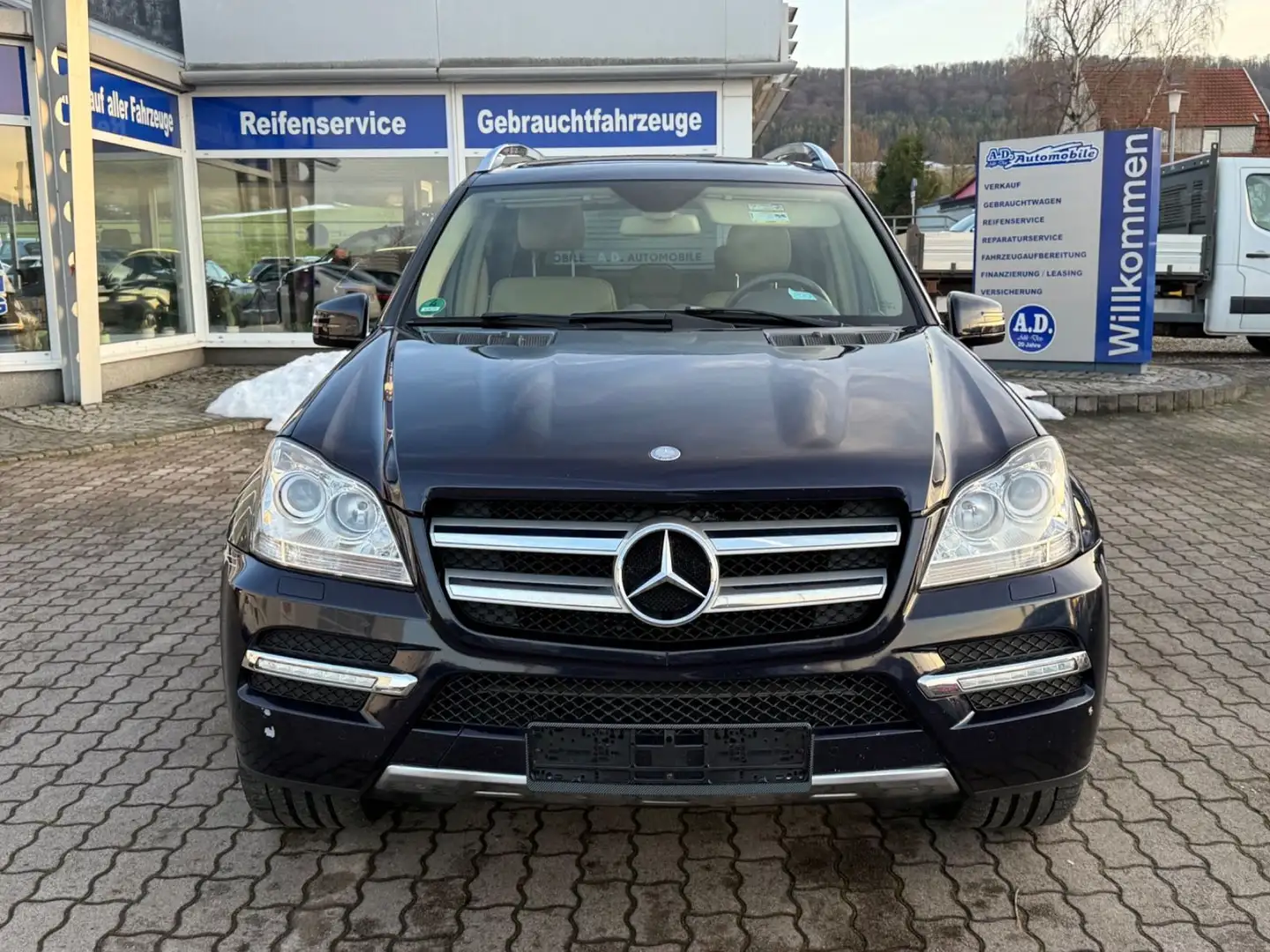 Mercedes-Benz GL 450 GL 450 V8 4Matic/7-Sitzer/Panorama Blau - 2