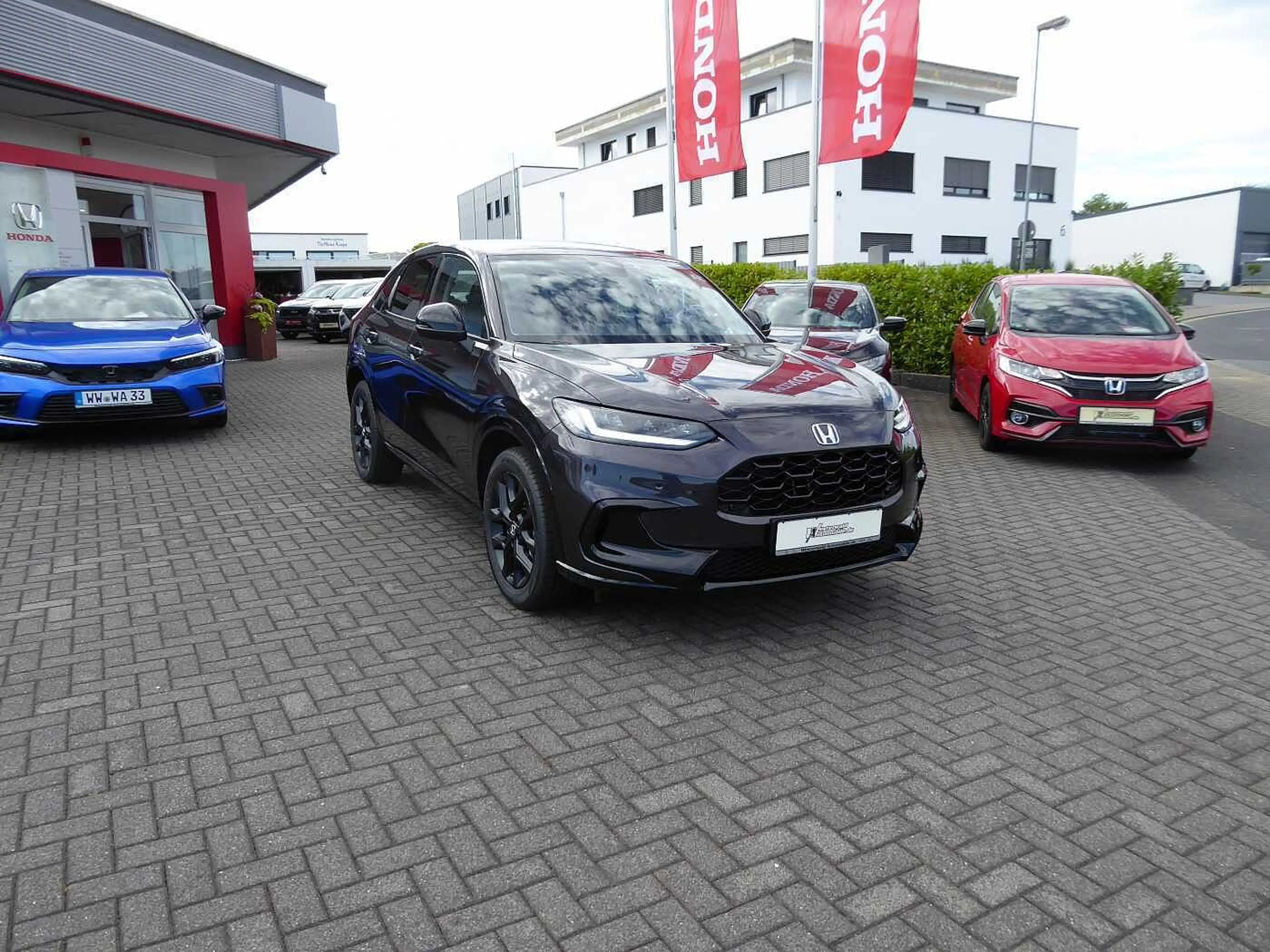 Honda ZR-V Hybrid e:HEV 2.0 i-MMD Sport — photo 2