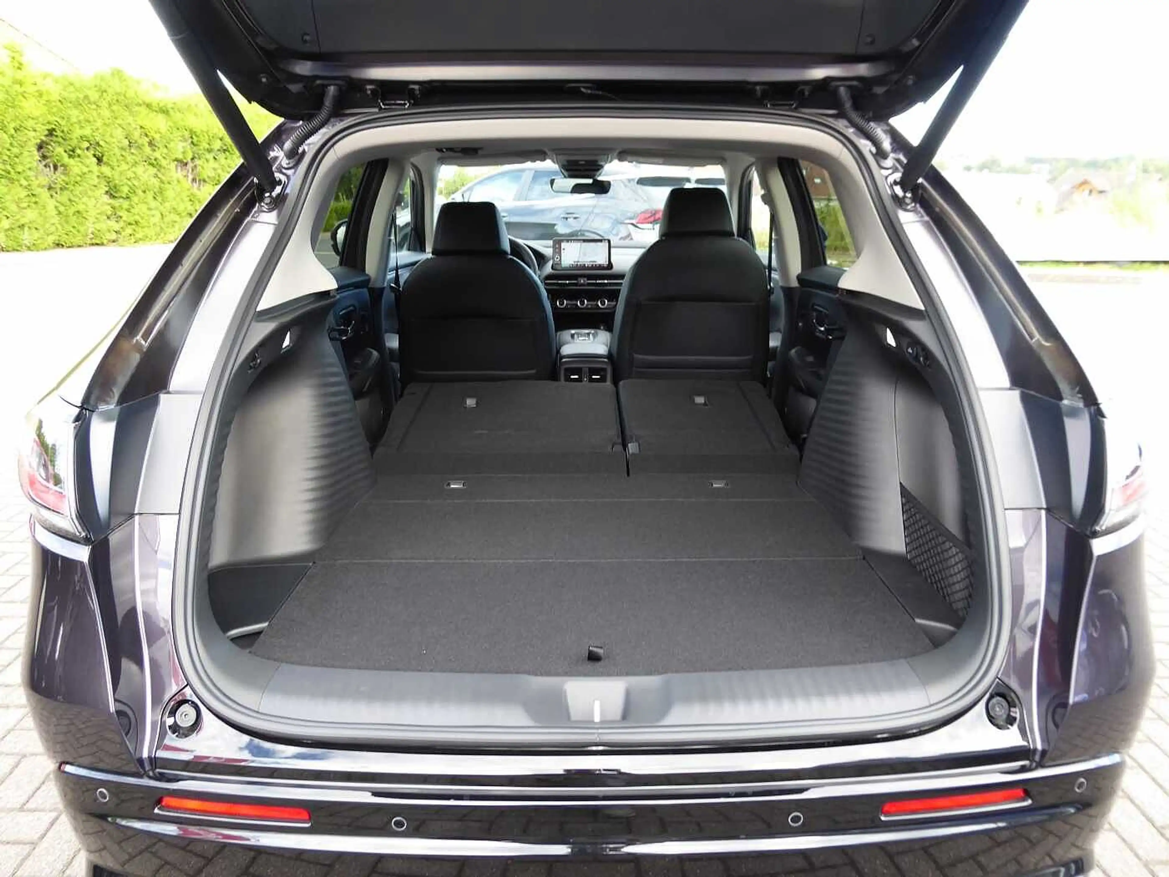 Honda ZR-V Hybrid e:HEV 2.0 i-MMD Sport — photo 12