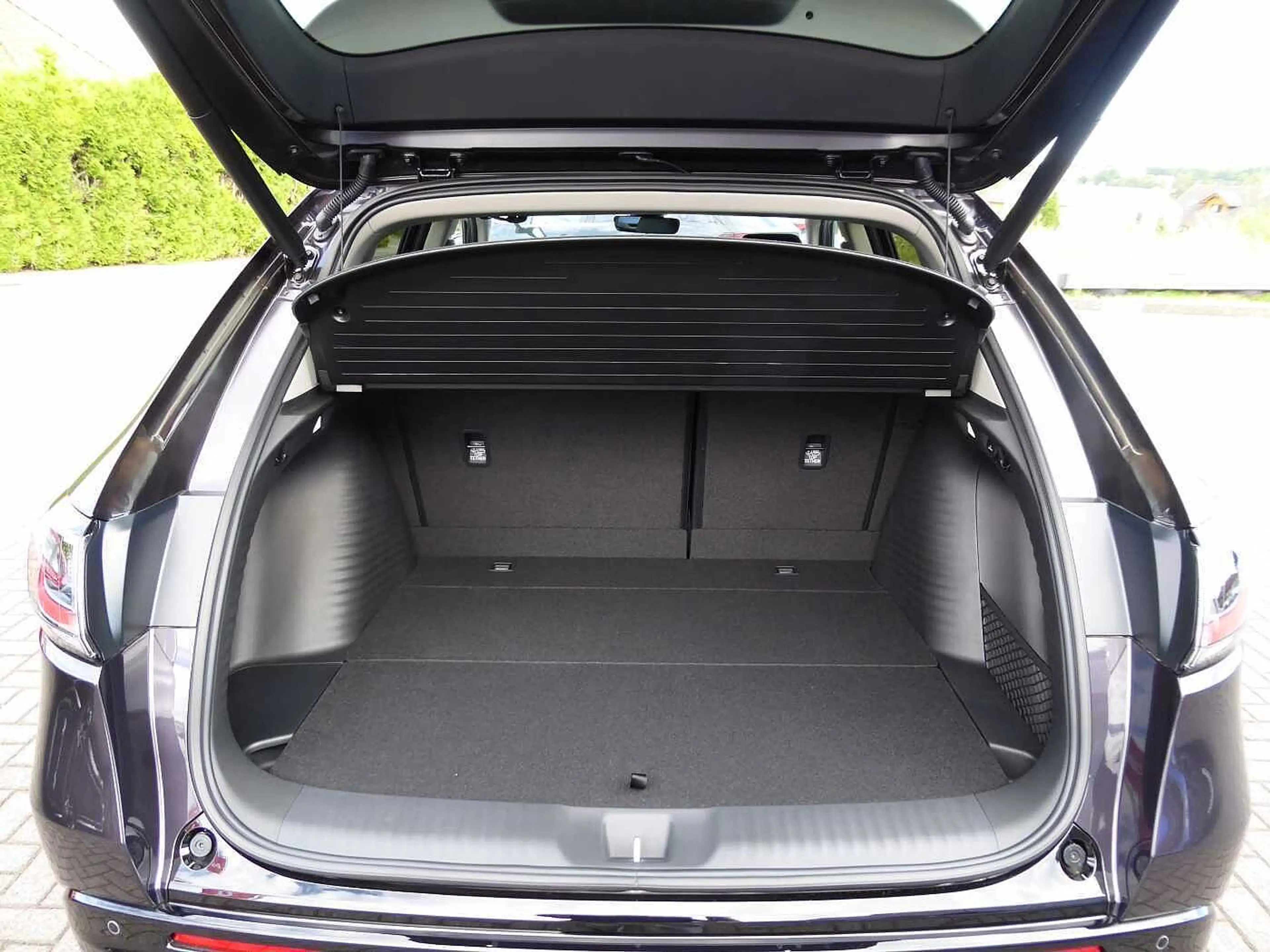 Honda ZR-V Hybrid e:HEV 2.0 i-MMD Sport — photo 11