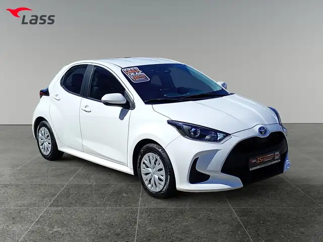 Toyota Yaris view 8