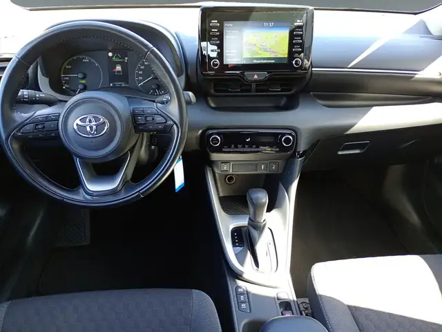 Toyota Yaris view 11