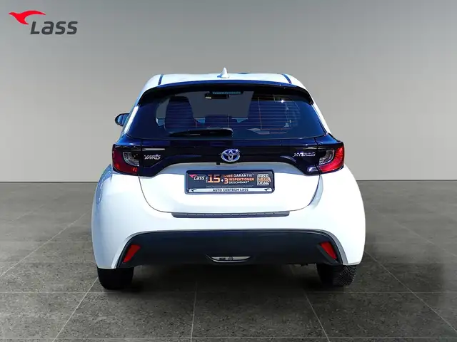 Toyota Yaris view 5