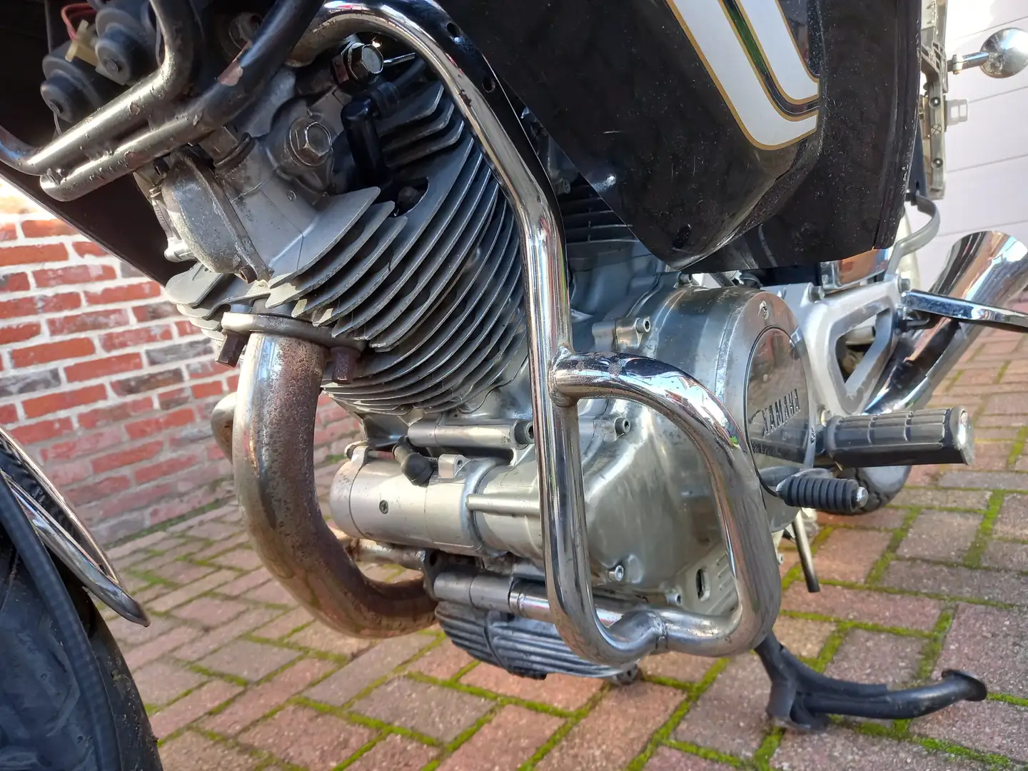 Yamaha XV 750 Zwart - 1