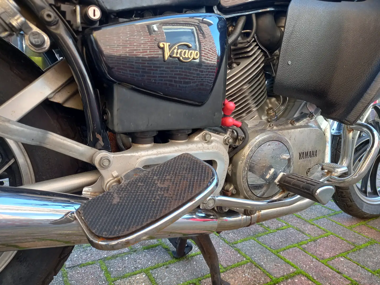 Yamaha XV 750 Zwart - 2