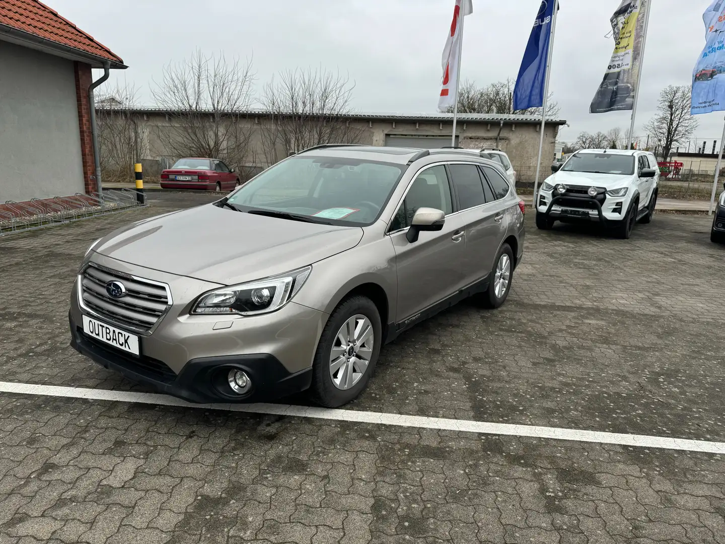 Subaru OUTBACK Comfort Beżowy - 2