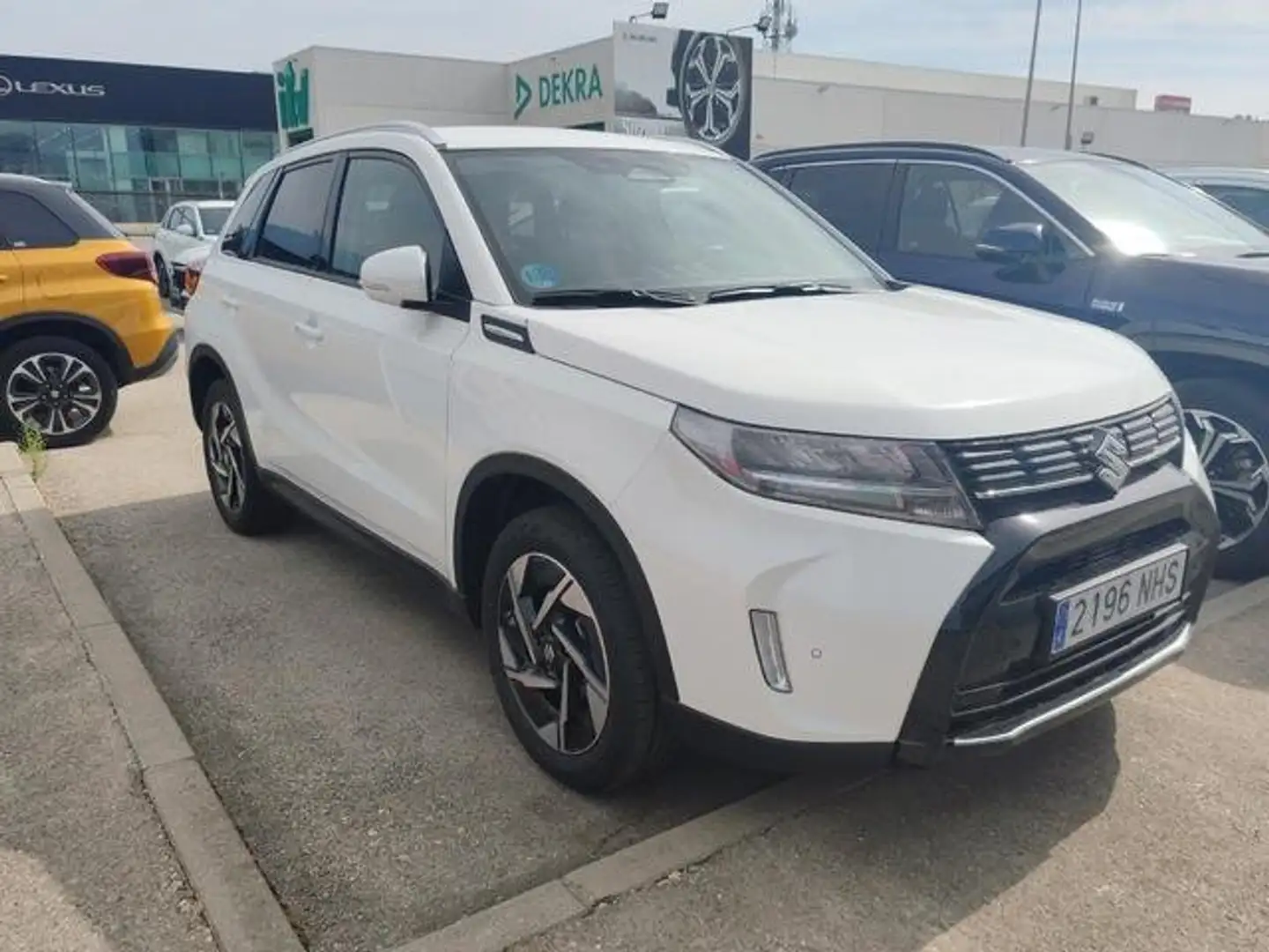 Suzuki Vitara 1.4T Mild Hybrid S3 4WD Blanco - 2