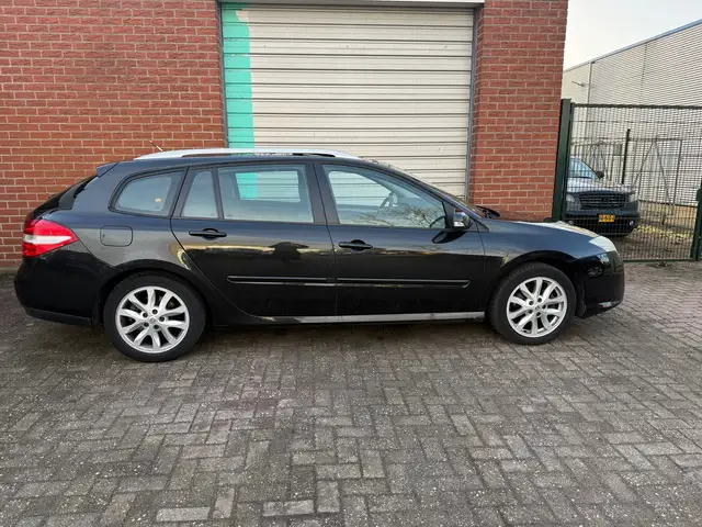 Renault Laguna view 12