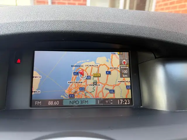 Renault Laguna view 13
