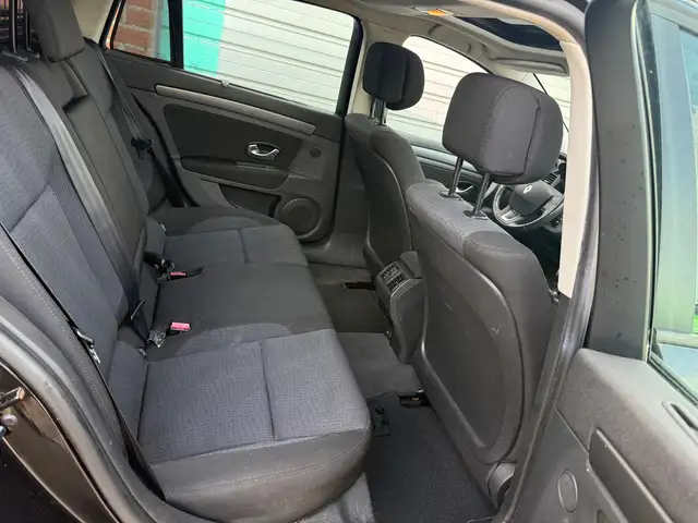 Renault Laguna view 23
