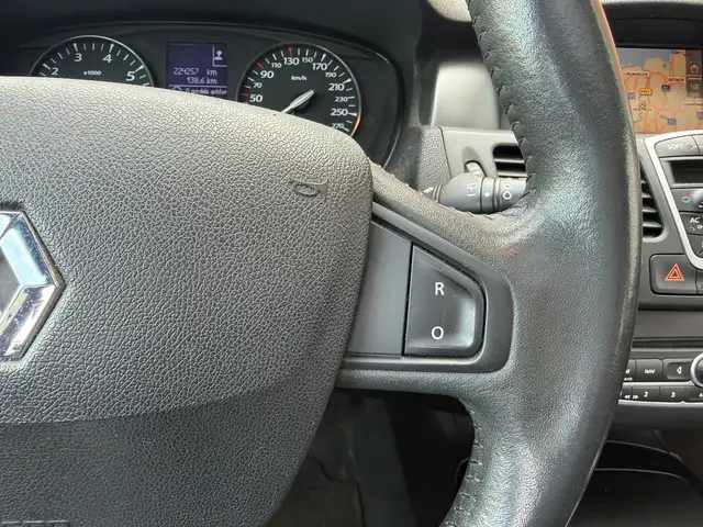Renault Laguna view 26