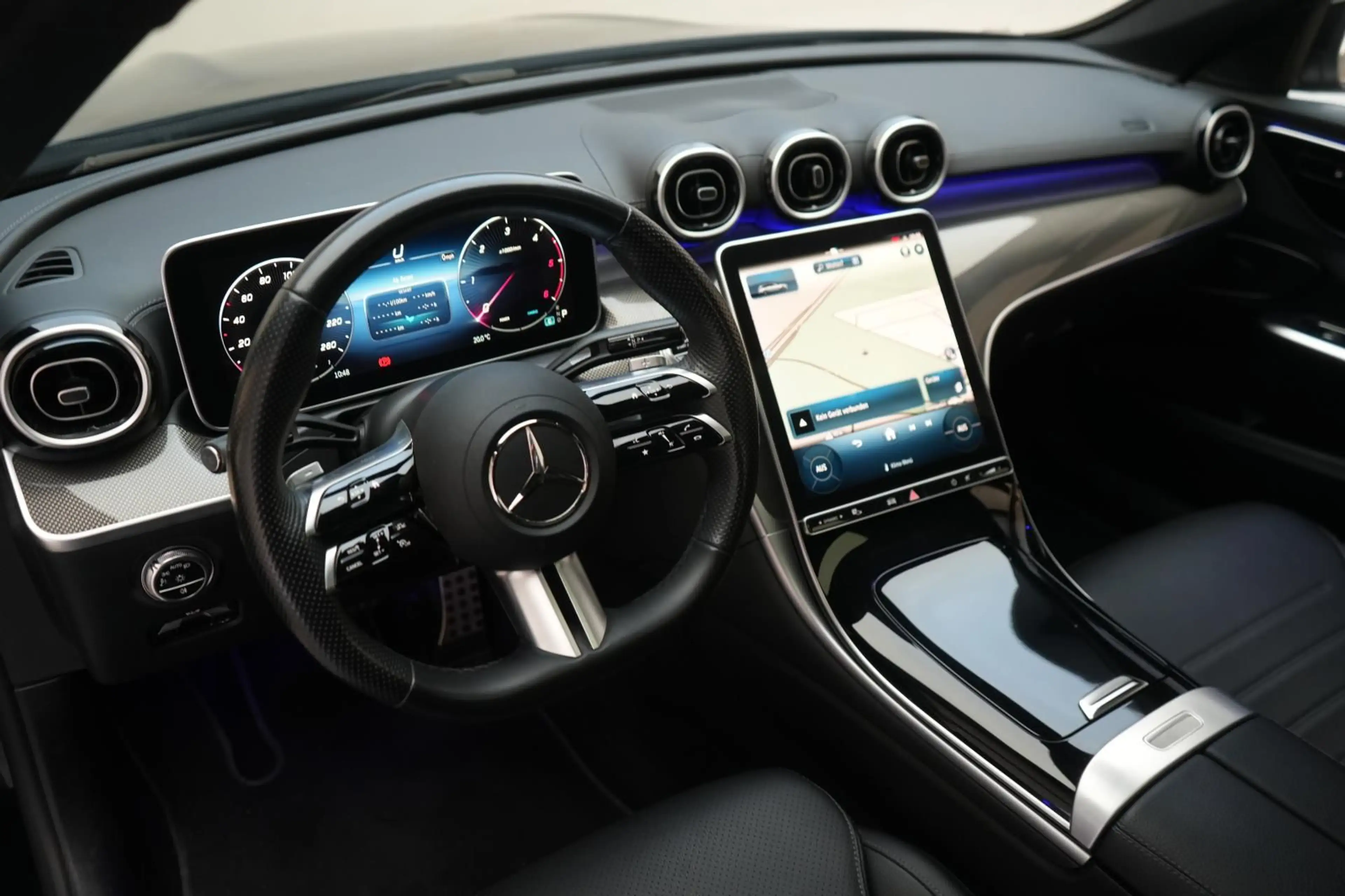 Mercedes-Benz C 220 d T 9G-Tronic AMG Leder/Distronic/Pano/Kam — photo 14