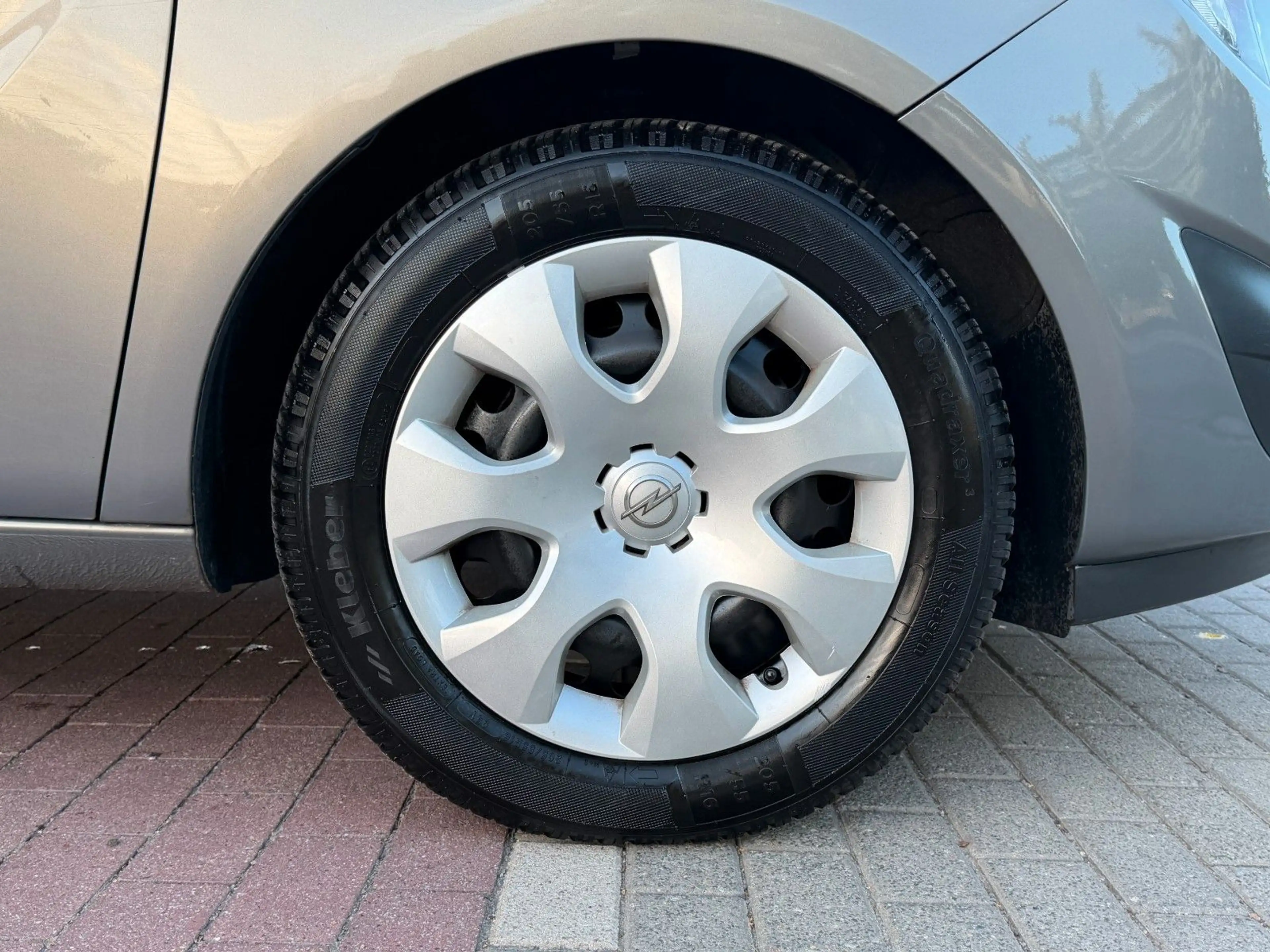 Opel Meriva B Innovation 1.4T*Klima*Sitzheizung*AHK* — photo 9
