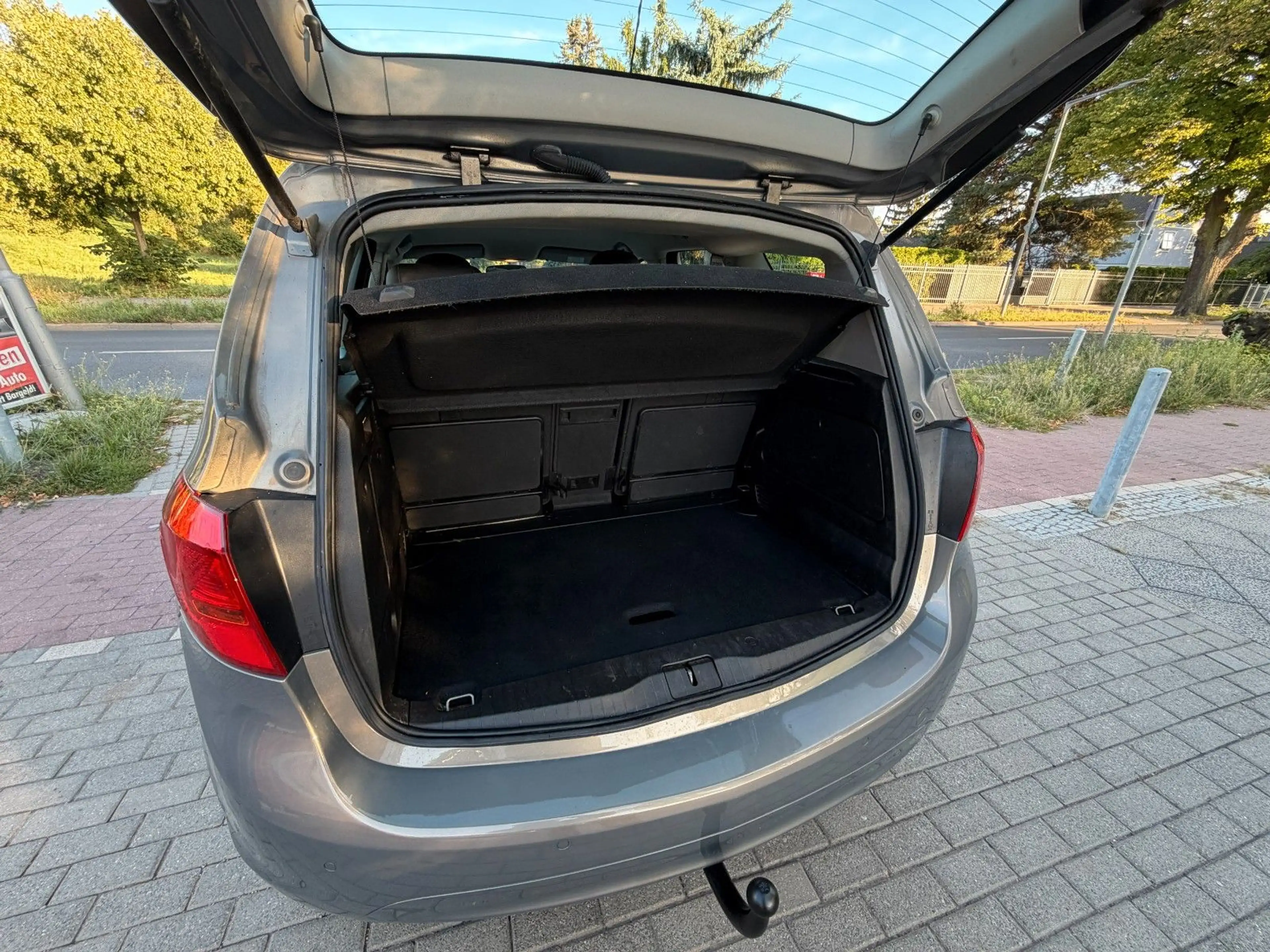 Opel Meriva B Innovation 1.4T*Klima*Sitzheizung*AHK* — photo 11