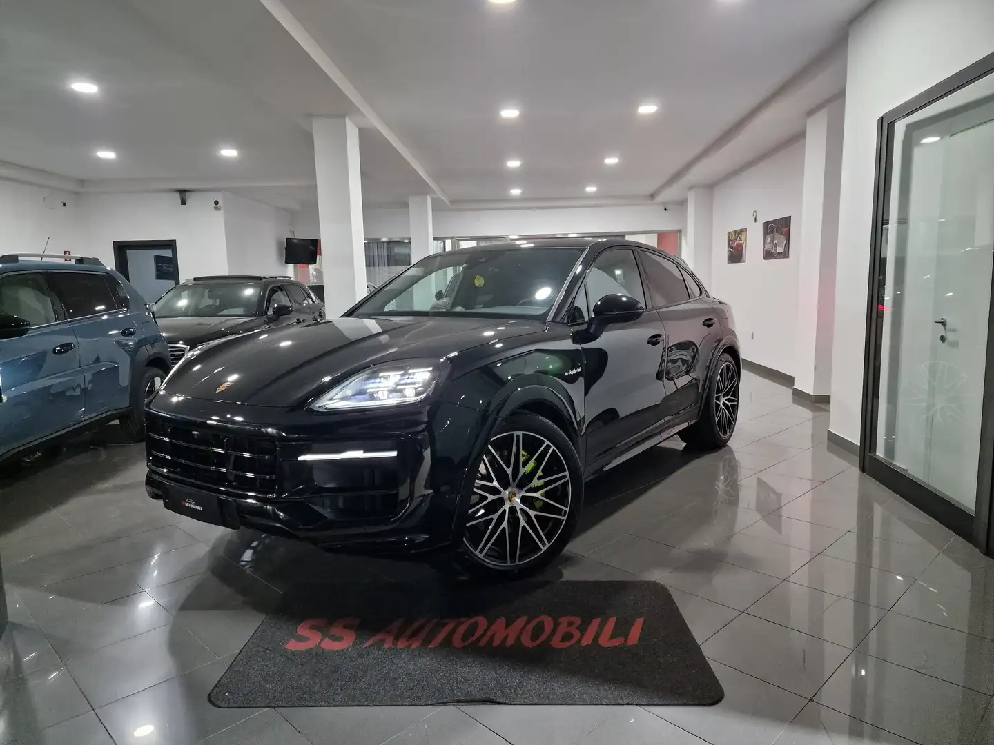 Porsche Cayenne Cayenne Coupe Coupe 3.0 e-hybrid Iva Esposta. Nero - 2
