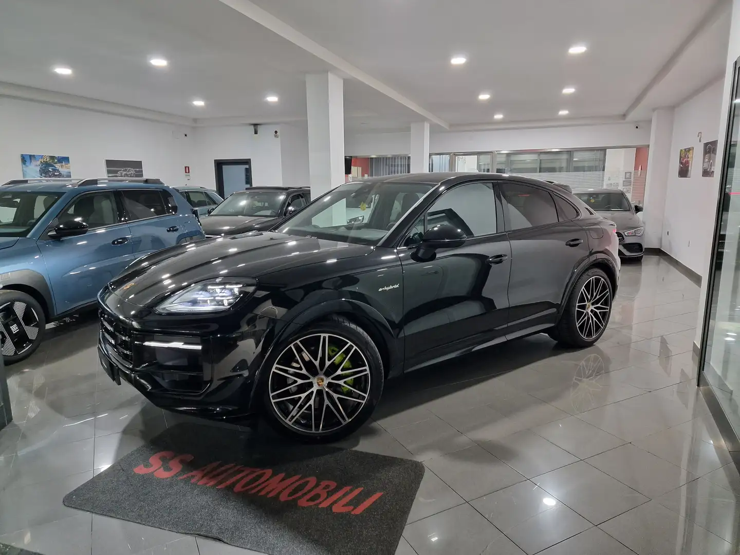 Porsche Cayenne Cayenne Coupe Coupe 3.0 e-hybrid Iva Esposta. Nero - 1